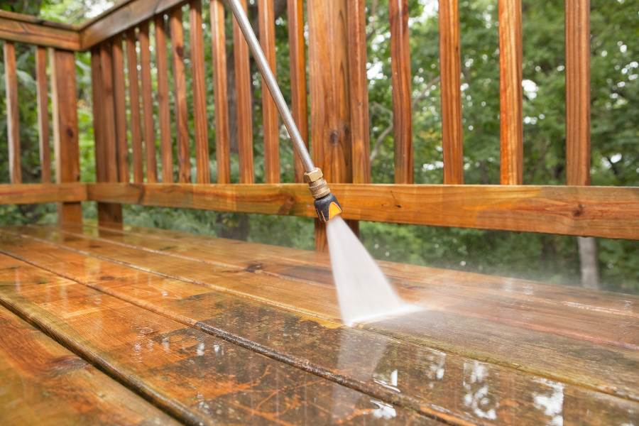 Fence & Deck Cleaning - Ocala Pressure Washing