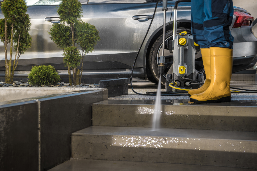 Storefront & Sidewalk Pressure Washing - Ocala Pressure Washing